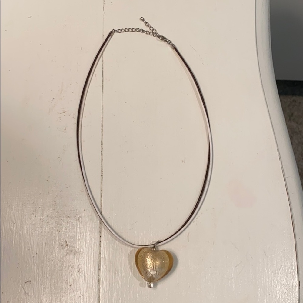 Sparkly gold glass heart necklace